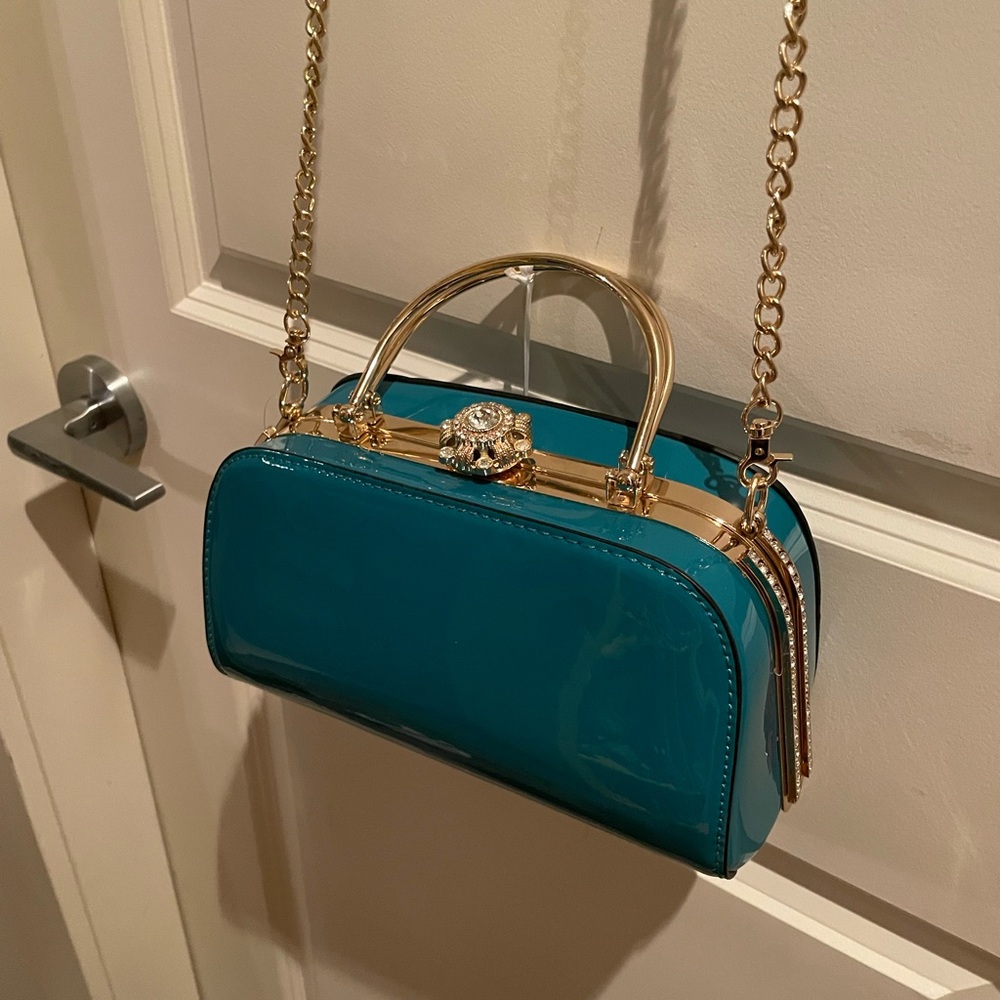 La Terre Purse Patent Turquoise Leather Rhinestones Evening Bag NWTs Crossbody